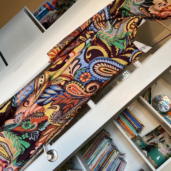 NWT ZARA Asymmetric Sleeve Side Slit Tropical Print Dress Blogger Favorite Small - Picture 9 of 10